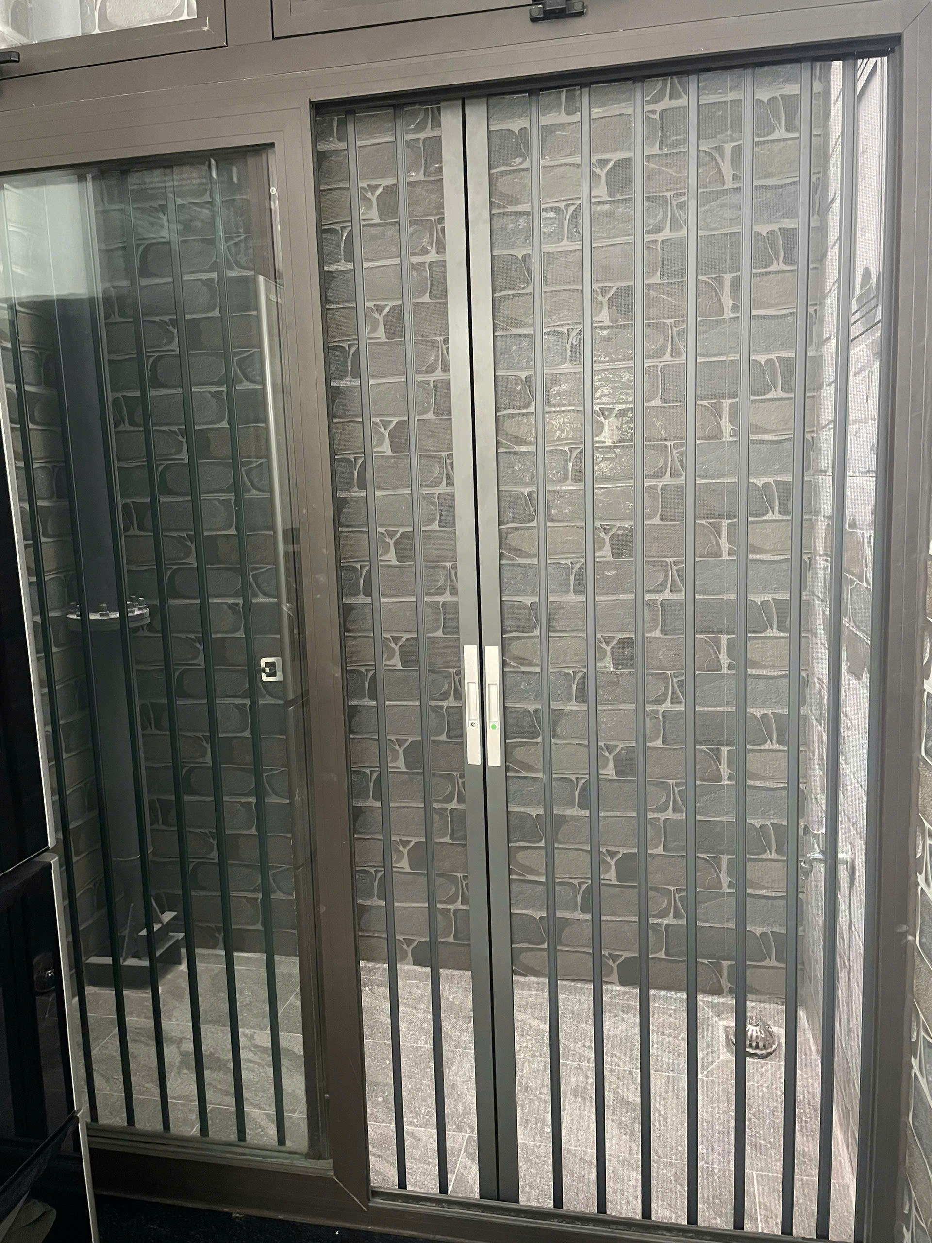 Cửa xếp lá nhôm